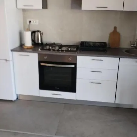 Apartment Classic One Bedroom With Terrace