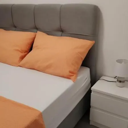 Classic One Bedroom With Terrace * Povljana
